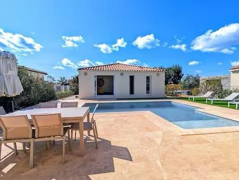T4 - Piscine - Wifi - Clim - Boulodrome - A 170m * Le Grau-dʼAgde