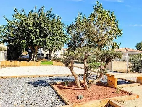 Villa T4 - Piscine - Wifi - Clim - Boulodrome - A 170m Le Grau-dʼAgde
