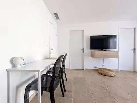 Villa T4 - Piscine - Wifi - Clim - Boulodrome - A 170m